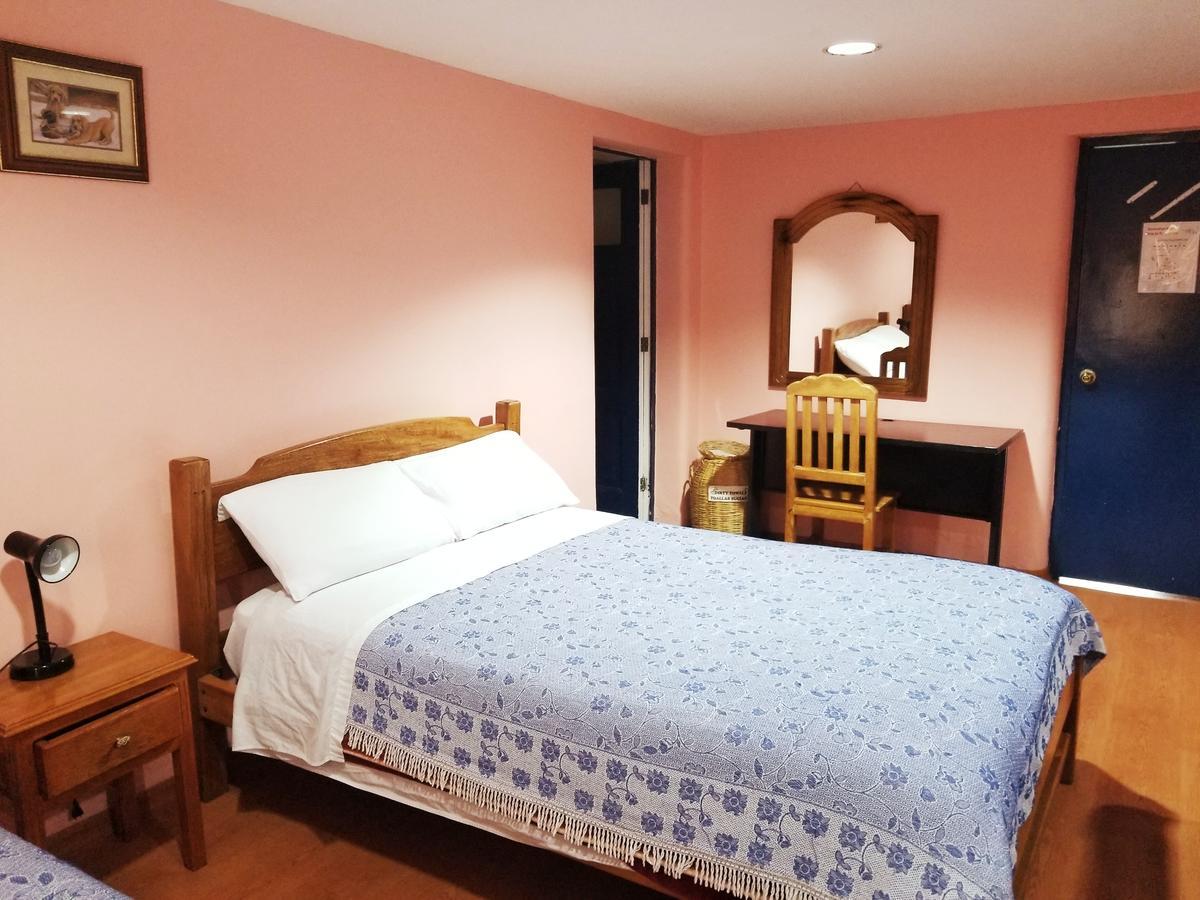 Travellers Inn Quito Zewnętrze zdjęcie