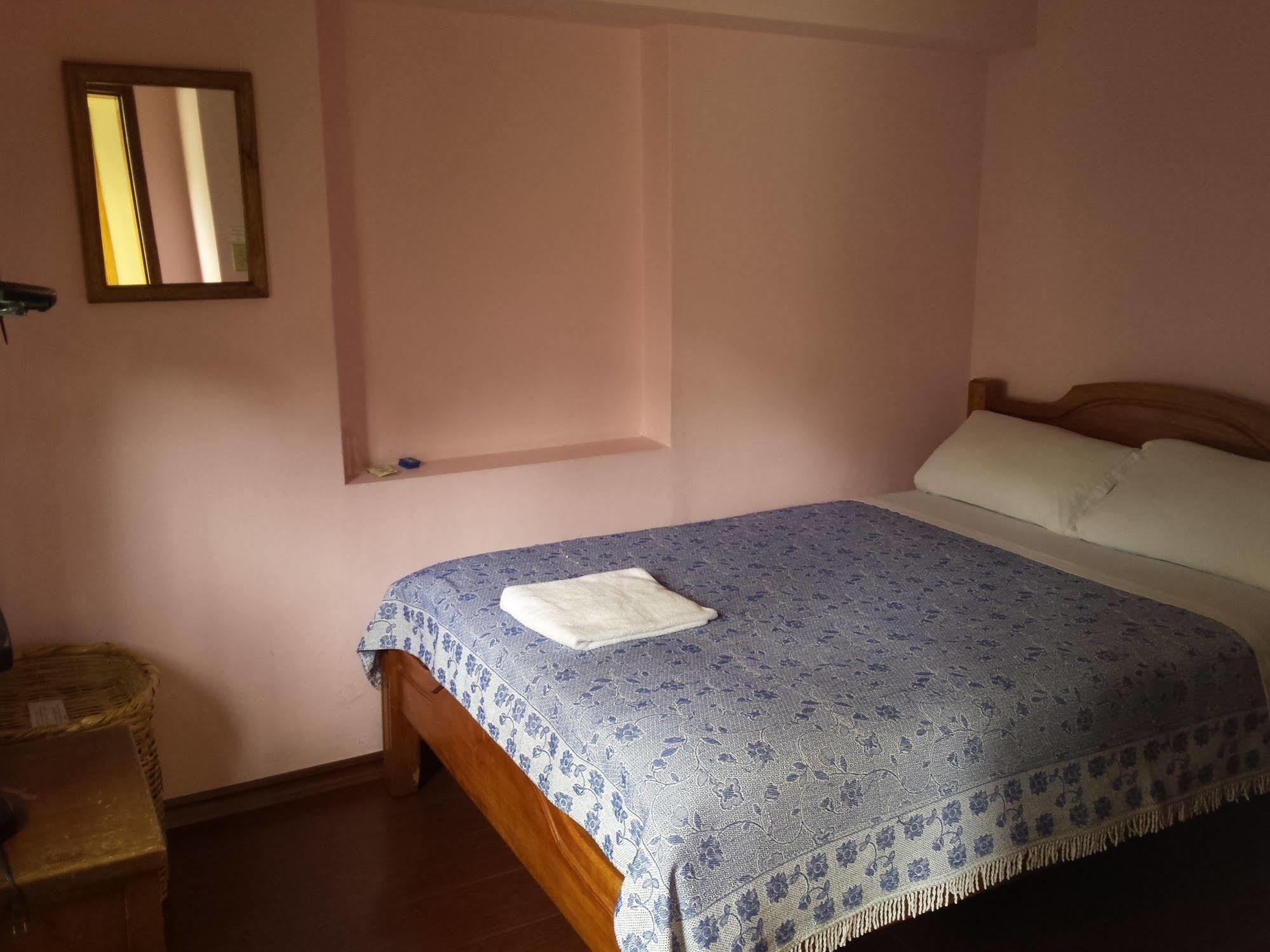 Travellers Inn Quito Zewnętrze zdjęcie